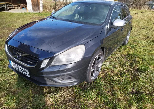 małopolskie Volvo V60 cena 31500 przebieg: 250000, rok produkcji 2011 z Trzebiatów